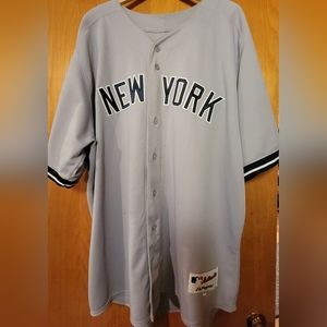 Authentic Yankees Road Jersey - Derek Jeter #2 - XXL (56)